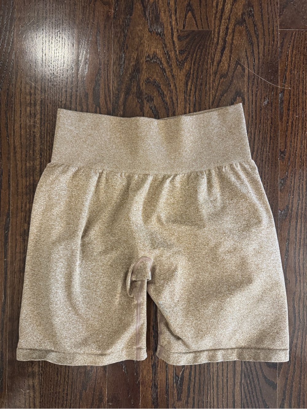 High-Waist Scrunch Biker Shorts - Beige